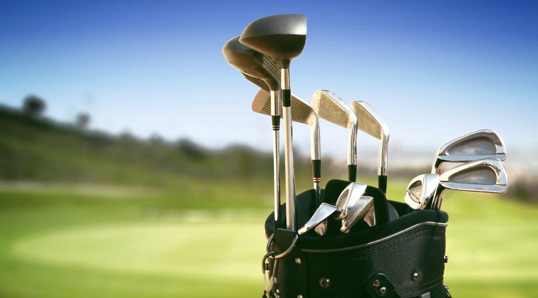 Lowry finishes strong after nearly returning home to Ireland